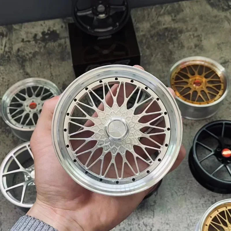 Miniature Roue Racing Golden Apex – Edition BBS/Rays