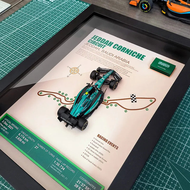 Cadre Circuit F1 Collector – Aston Martin AMR23 Fernando Alonso (1:43)