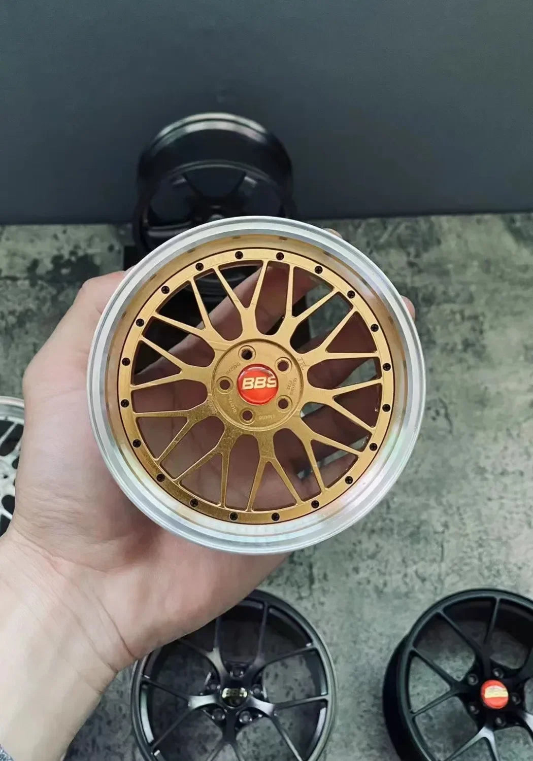 Miniature Roue Racing Golden Apex – Edition BBS/Rays