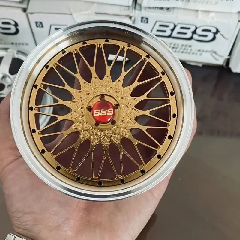 Miniature Roue Racing Golden Apex – Edition BBS/Rays